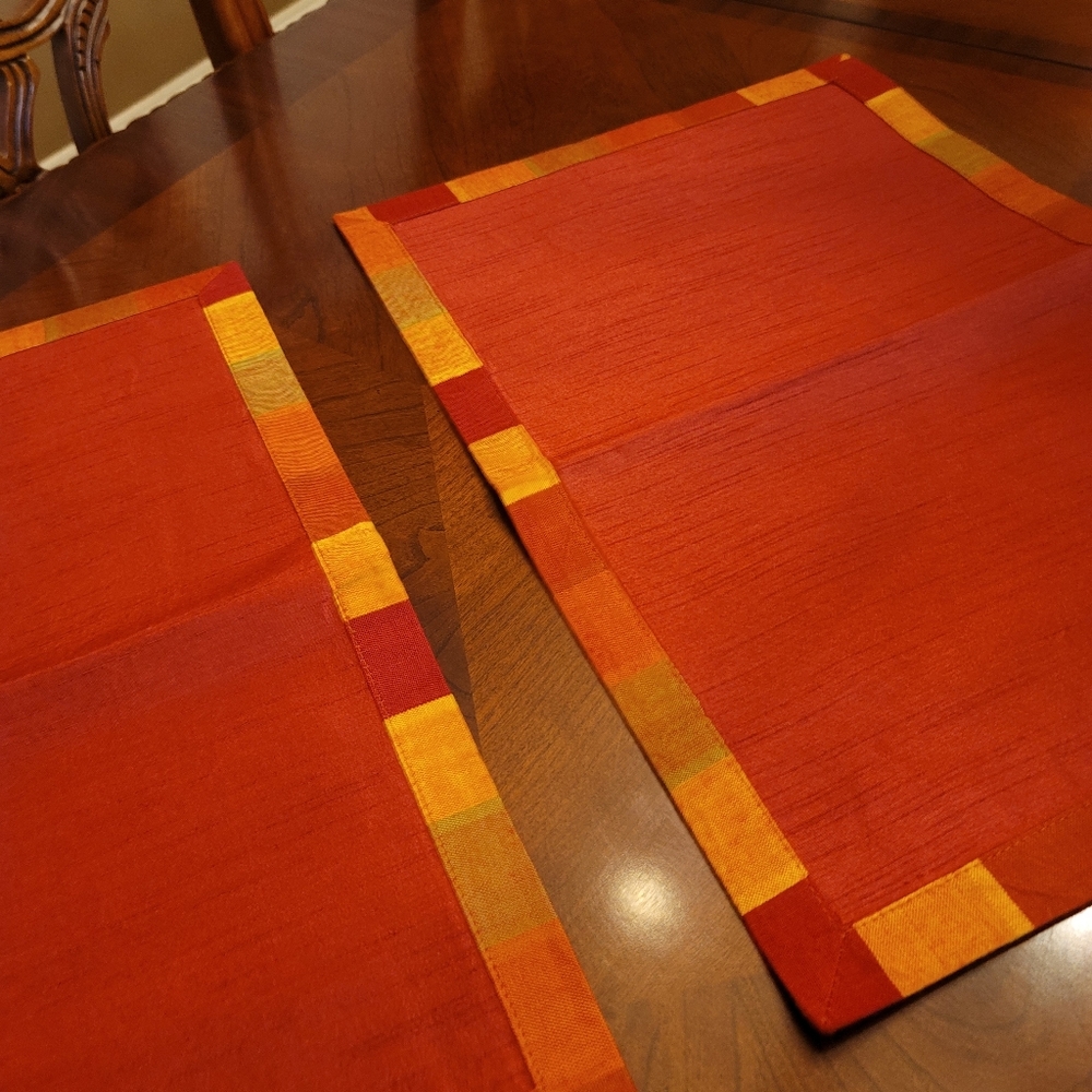 new w/tags cloth placemats - set of 2